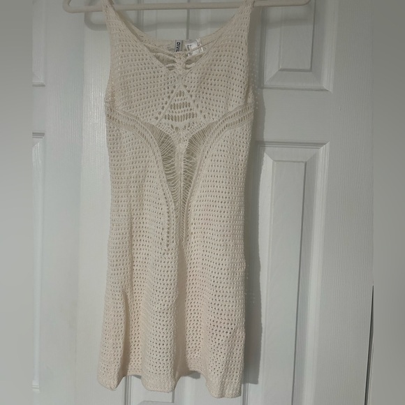 H&M Other - H&M Beach Cover Up